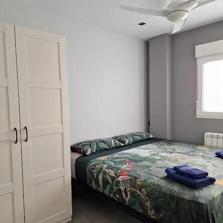 Atico Ll Zona Veneziola Apartmán