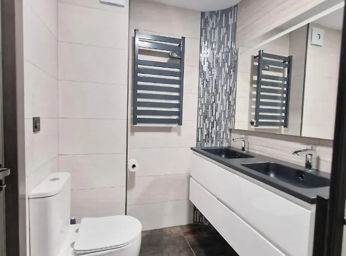 Апартаменти Atico Ll Zona Veneziola *