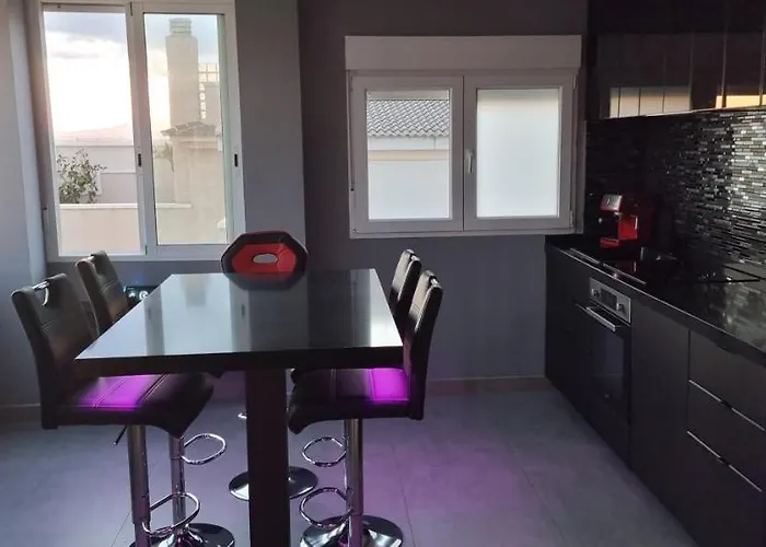 Atico Ll Zona Veneziola Апартаменти *